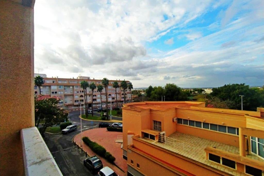 Adventure Harbour Apartment Torrevieja Bagian luar foto