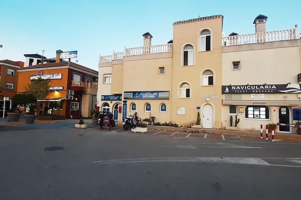 Adventure Harbour Apartment Torrevieja Bagian luar foto