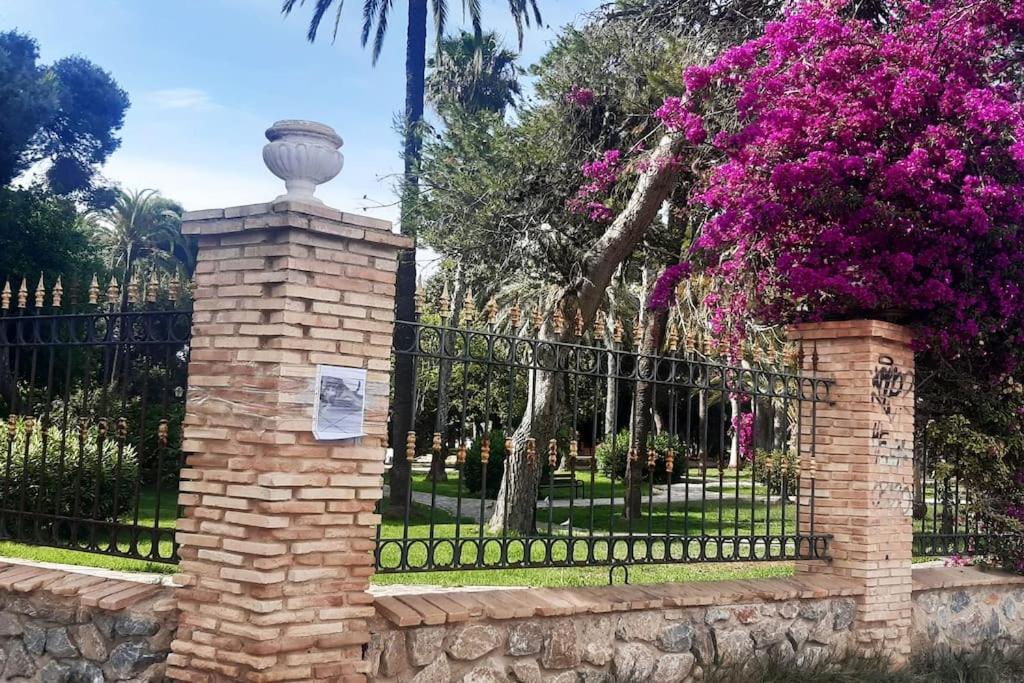 Adventure Harbour Apartment Torrevieja Bagian luar foto